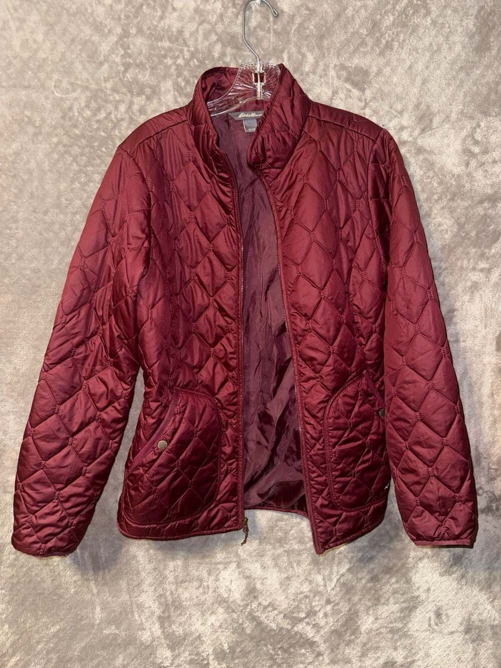 Eddie Bauer Women's Quilted Lightweight Zip-Up Jacket in Burgundy - Picture 2 of 8